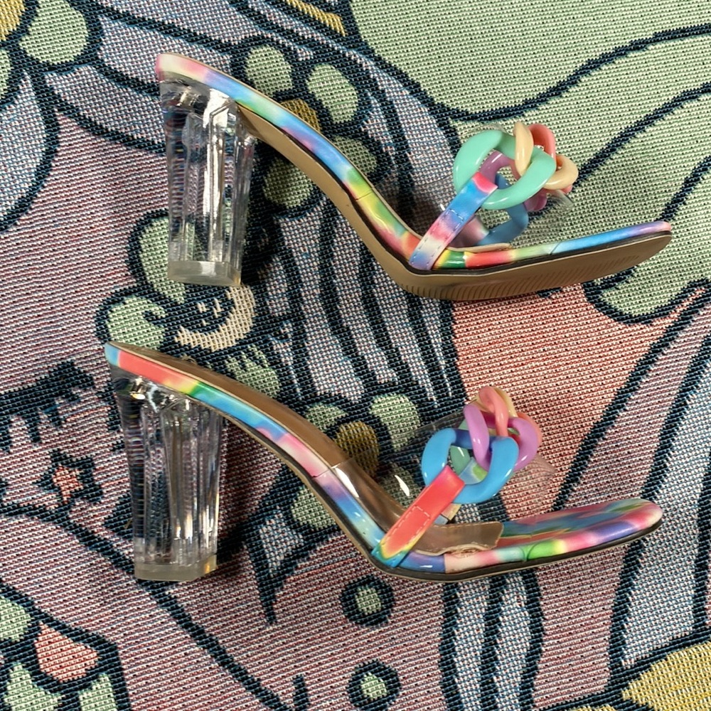 Pastel Chain Link Clear Kitten Heels - Picture 5 of 12